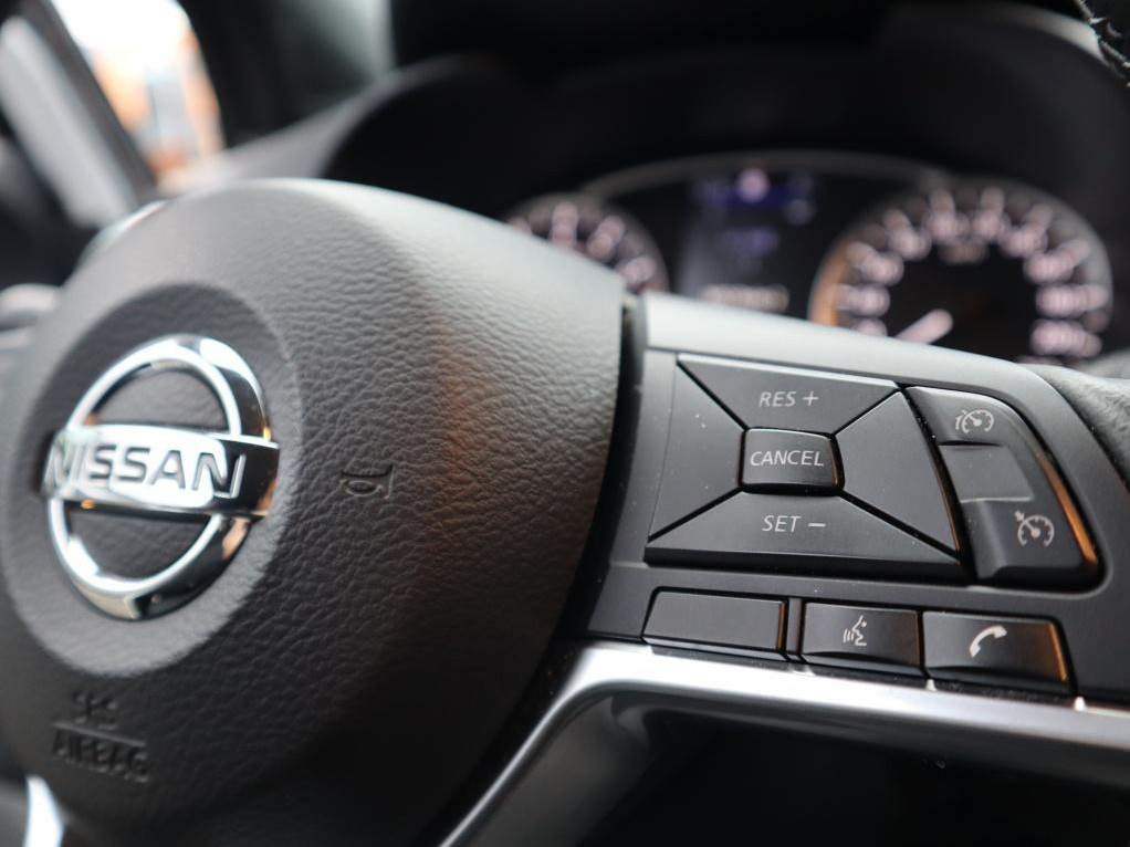 Nissan Nissan