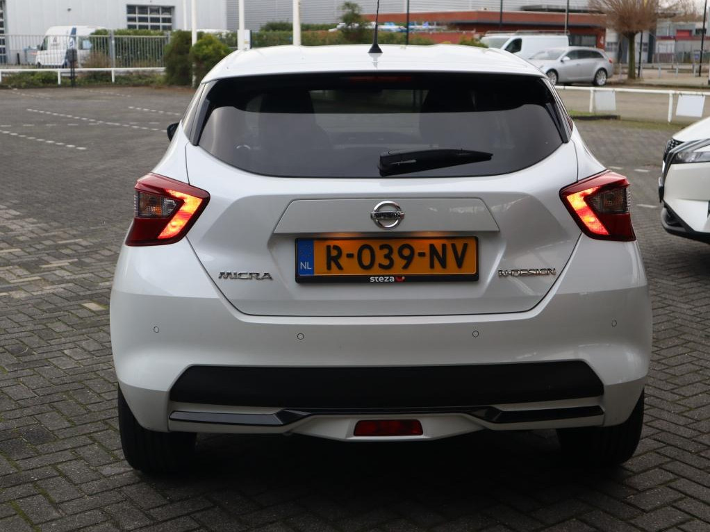 Nissan Nissan