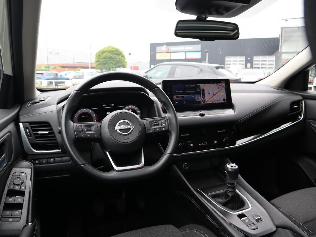 Nissan Nissan