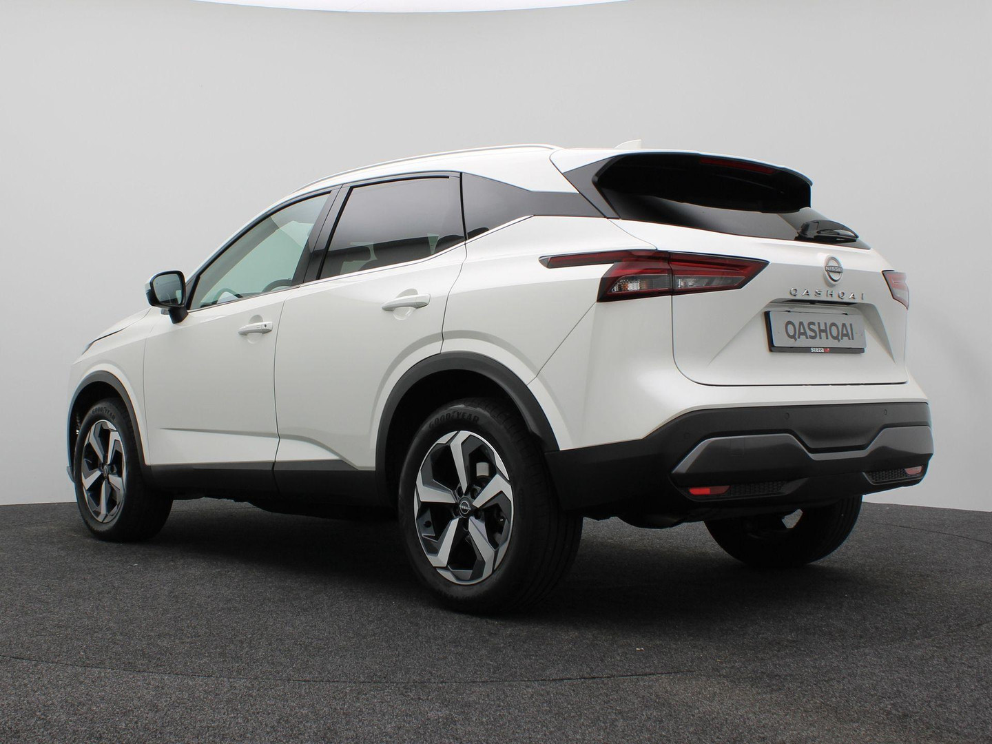 Nissan Nissan