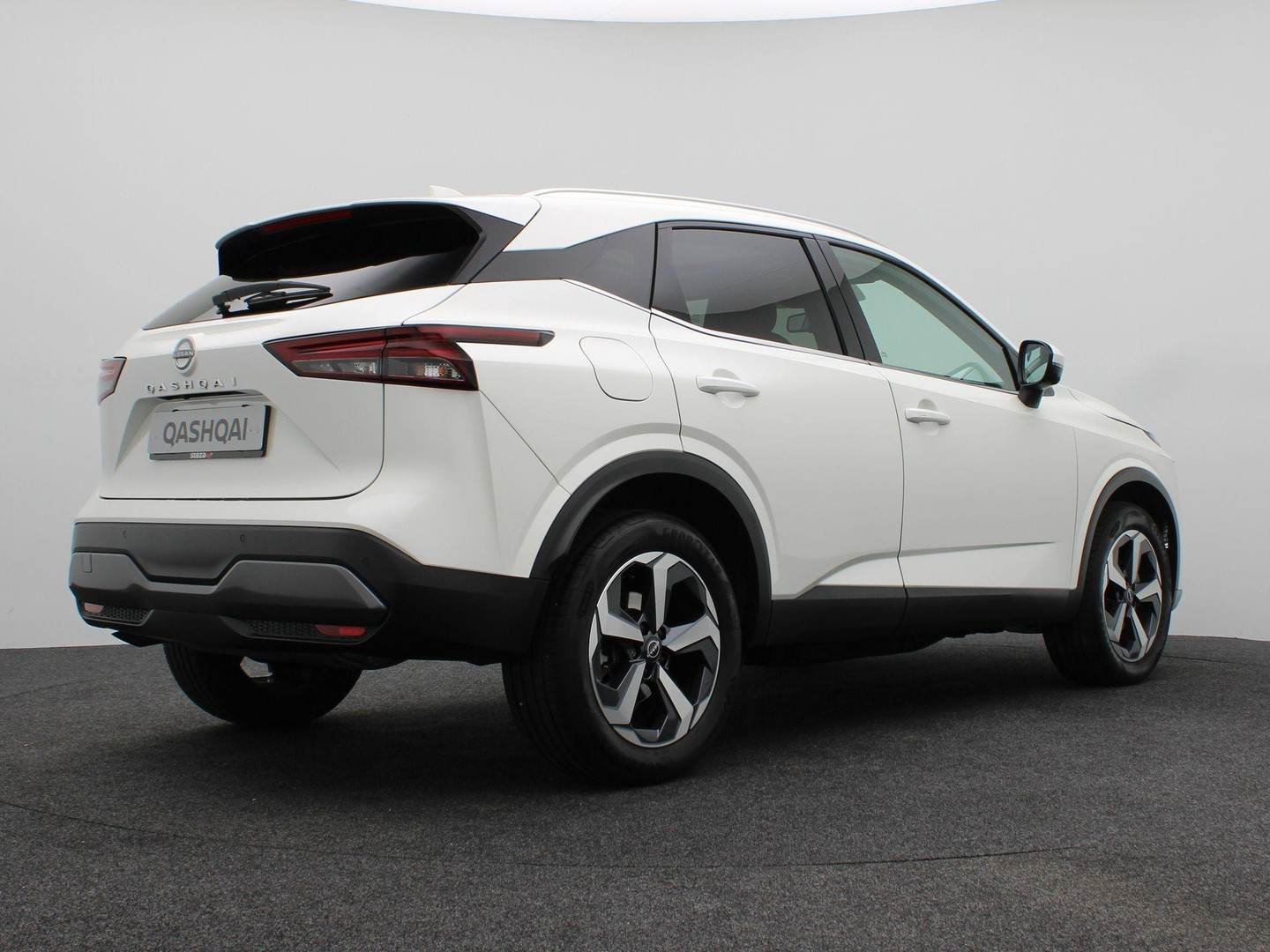 Nissan Nissan
