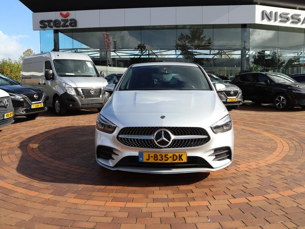 Mercedes-Benz Mercedes-Benz