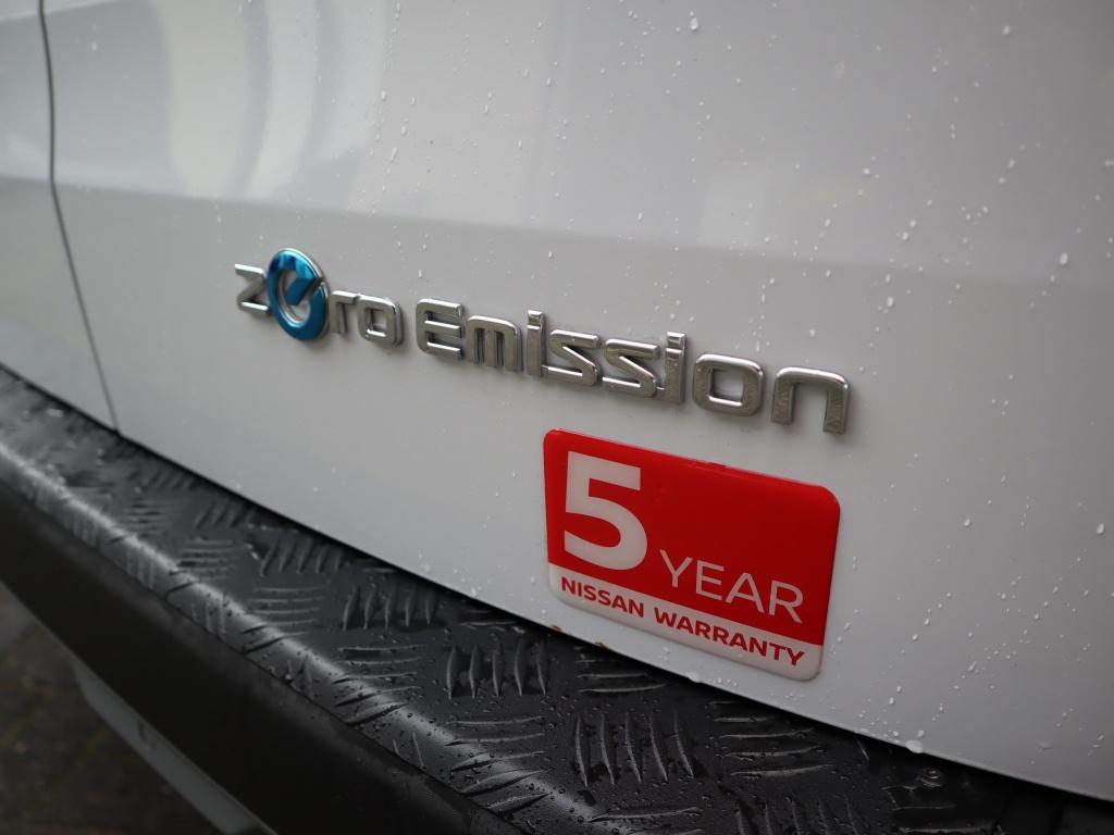 Nissan Nissan