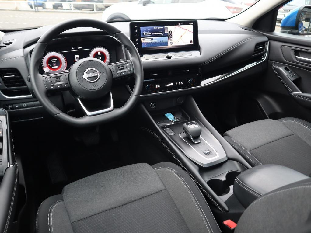 Nissan Nissan