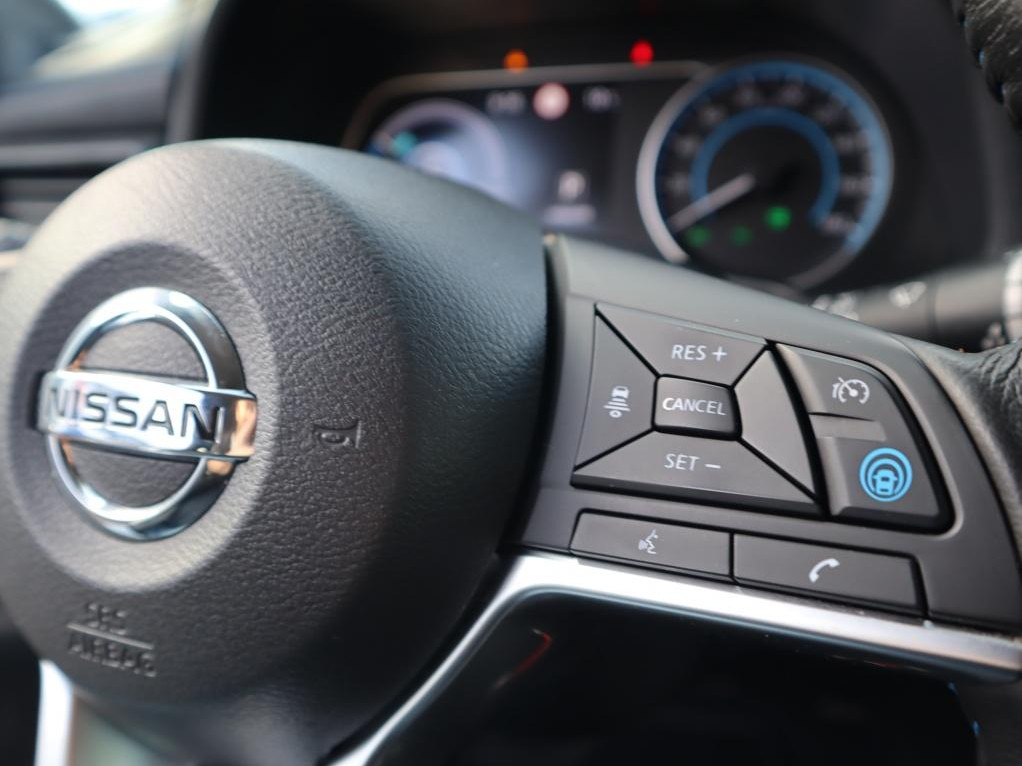 Nissan Nissan
