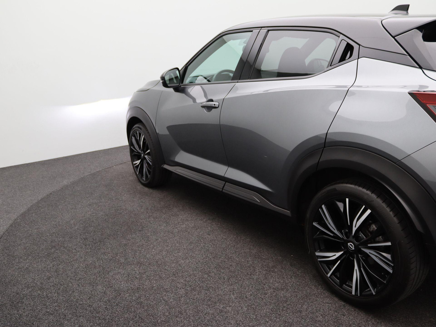 Nissan Nissan