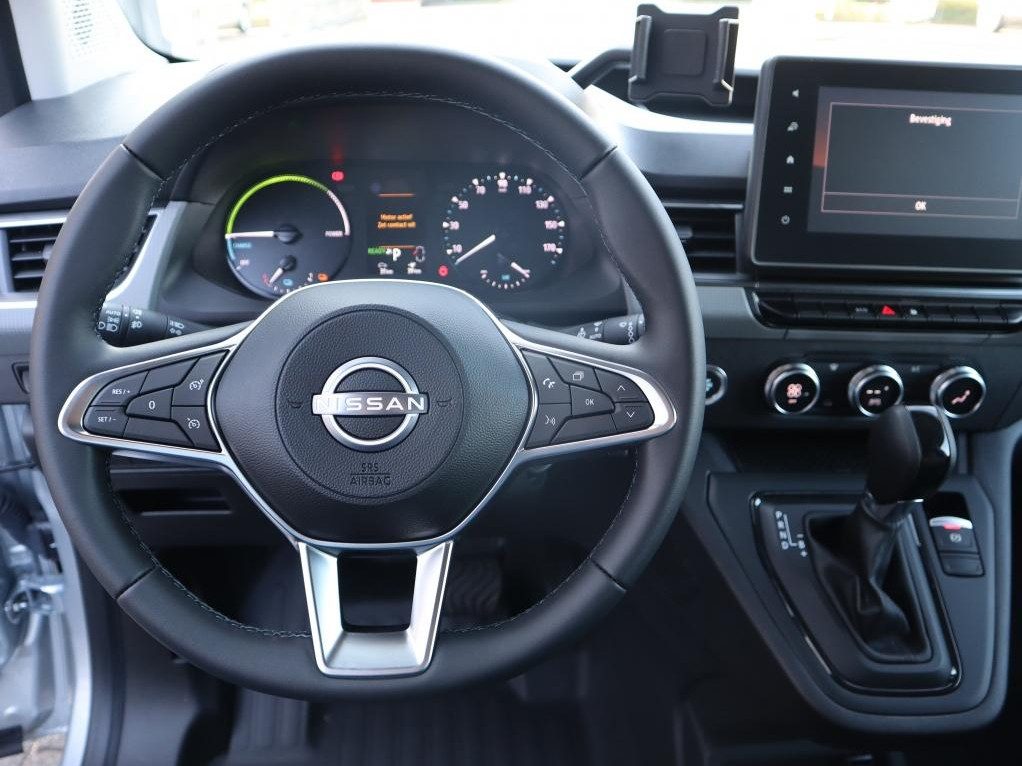 Nissan Nissan