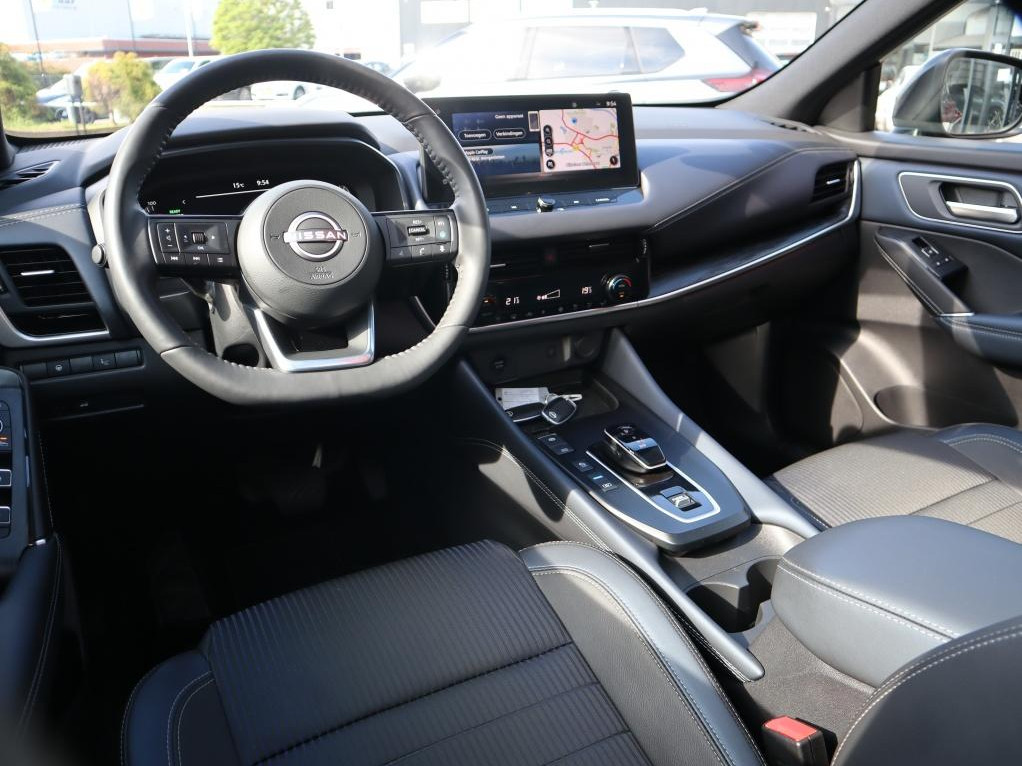 Nissan Nissan