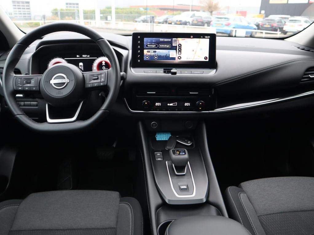 Nissan Nissan