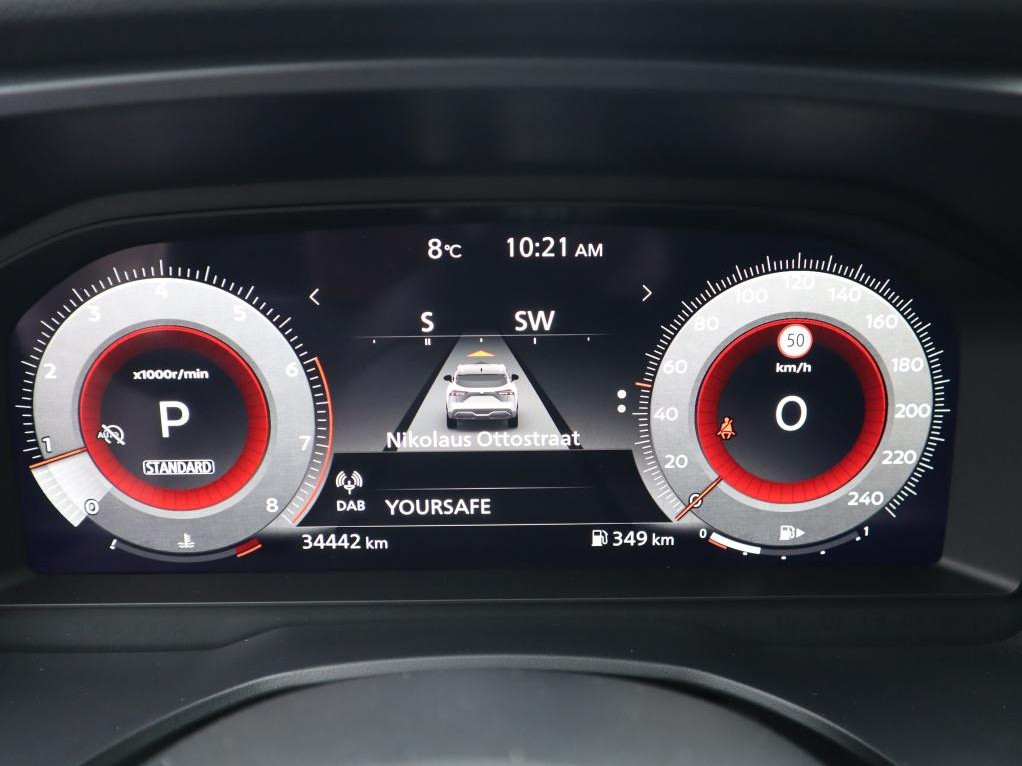 Nissan Nissan