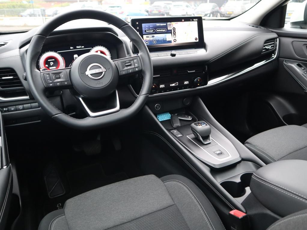 Nissan Nissan