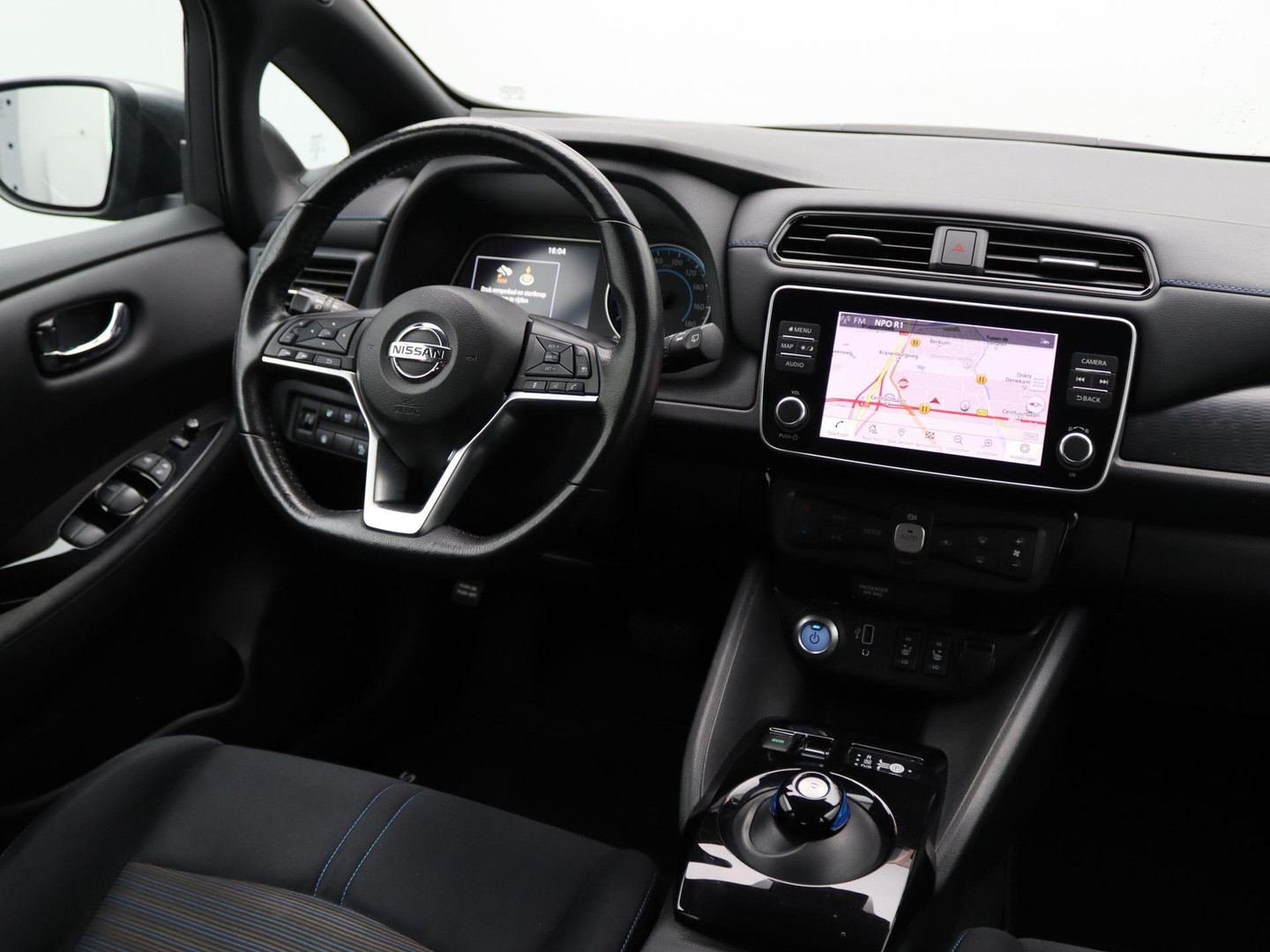Nissan Nissan