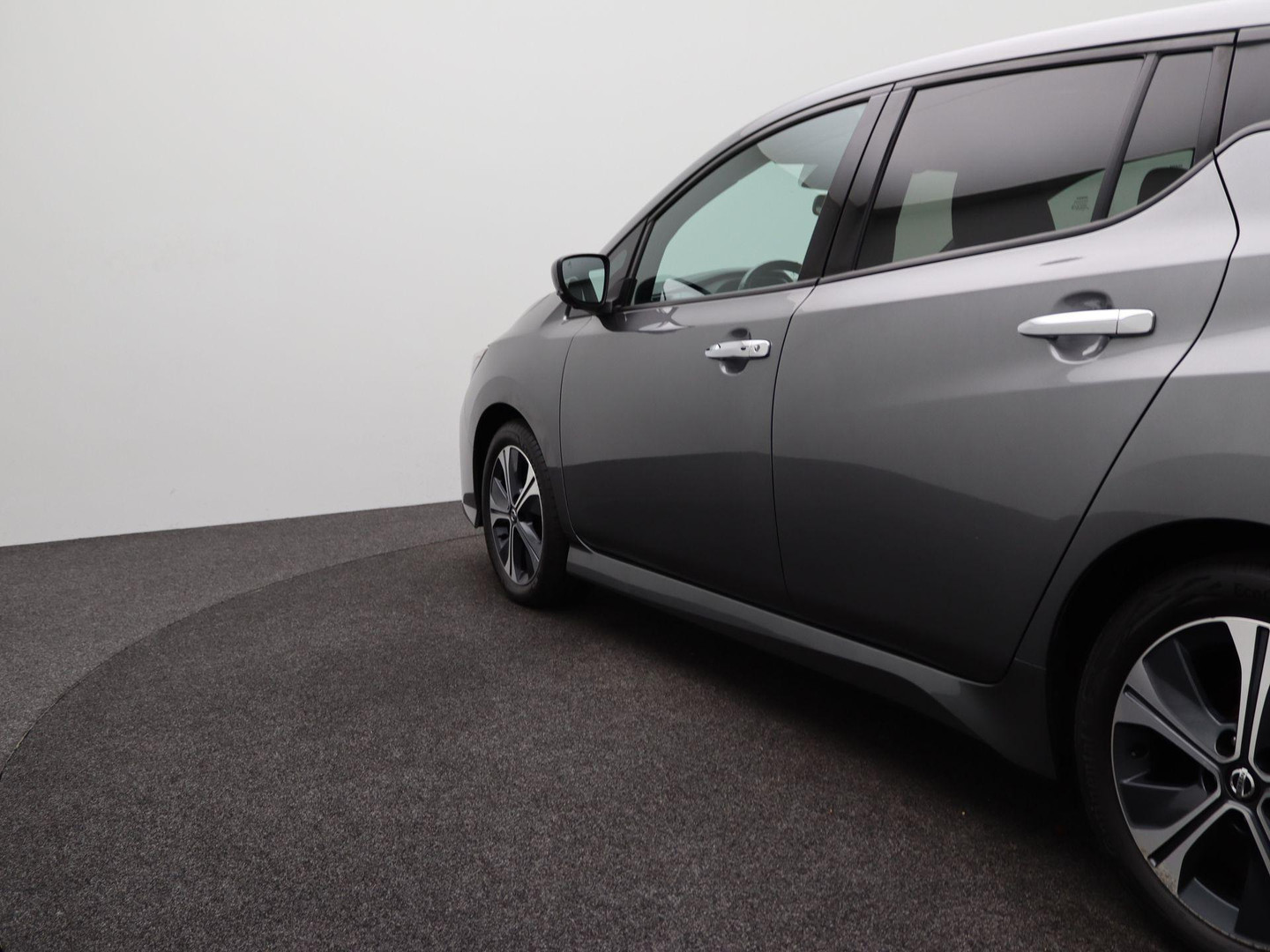 Nissan Nissan
