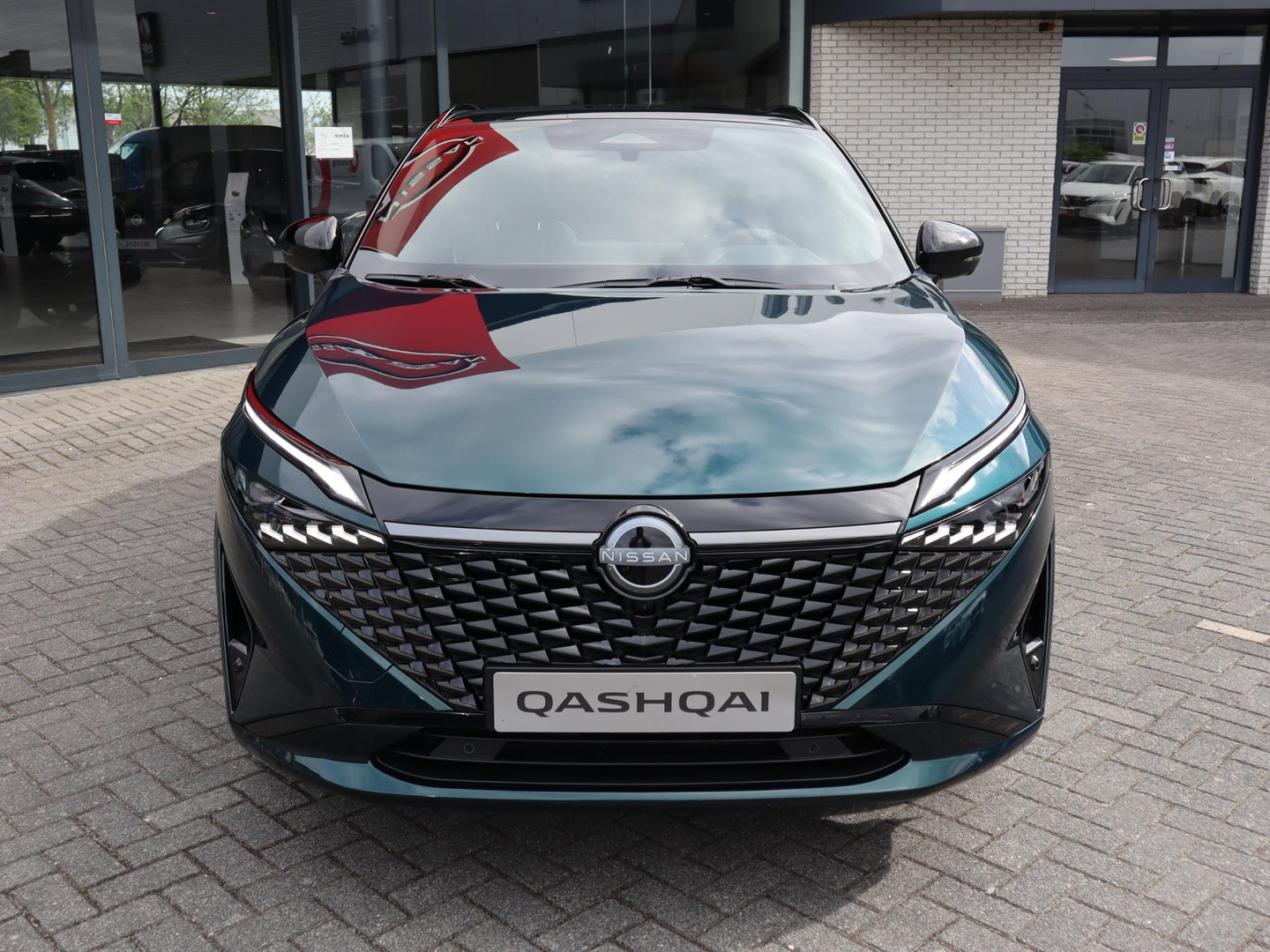 Nissan Nissan