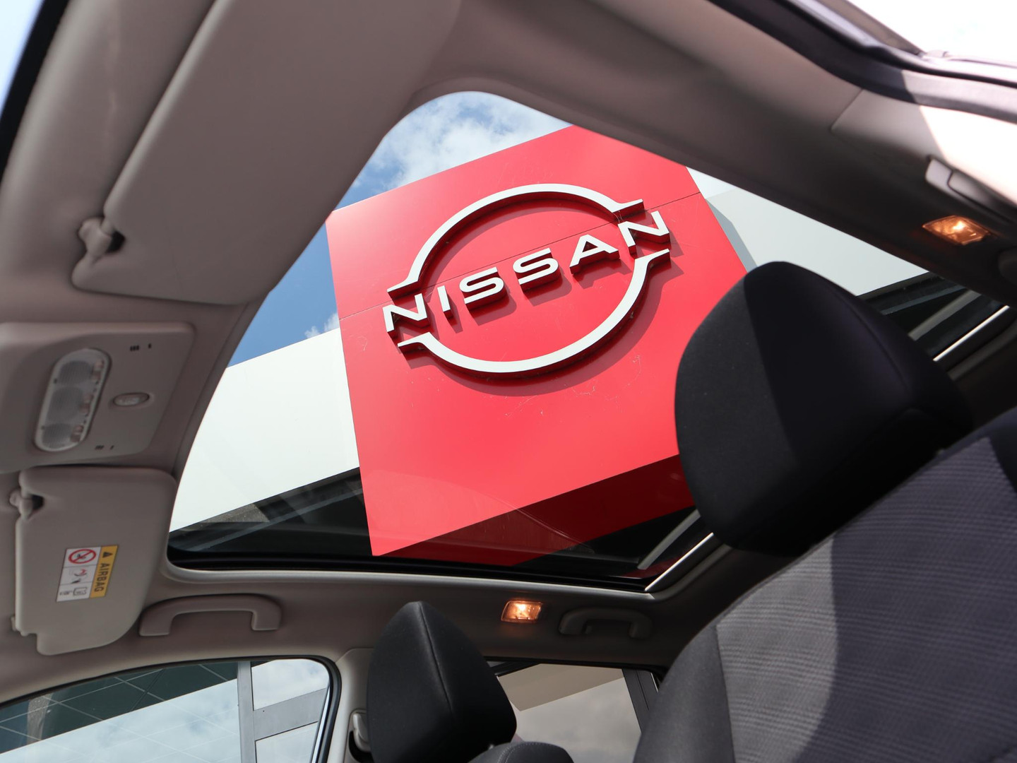 Nissan Nissan