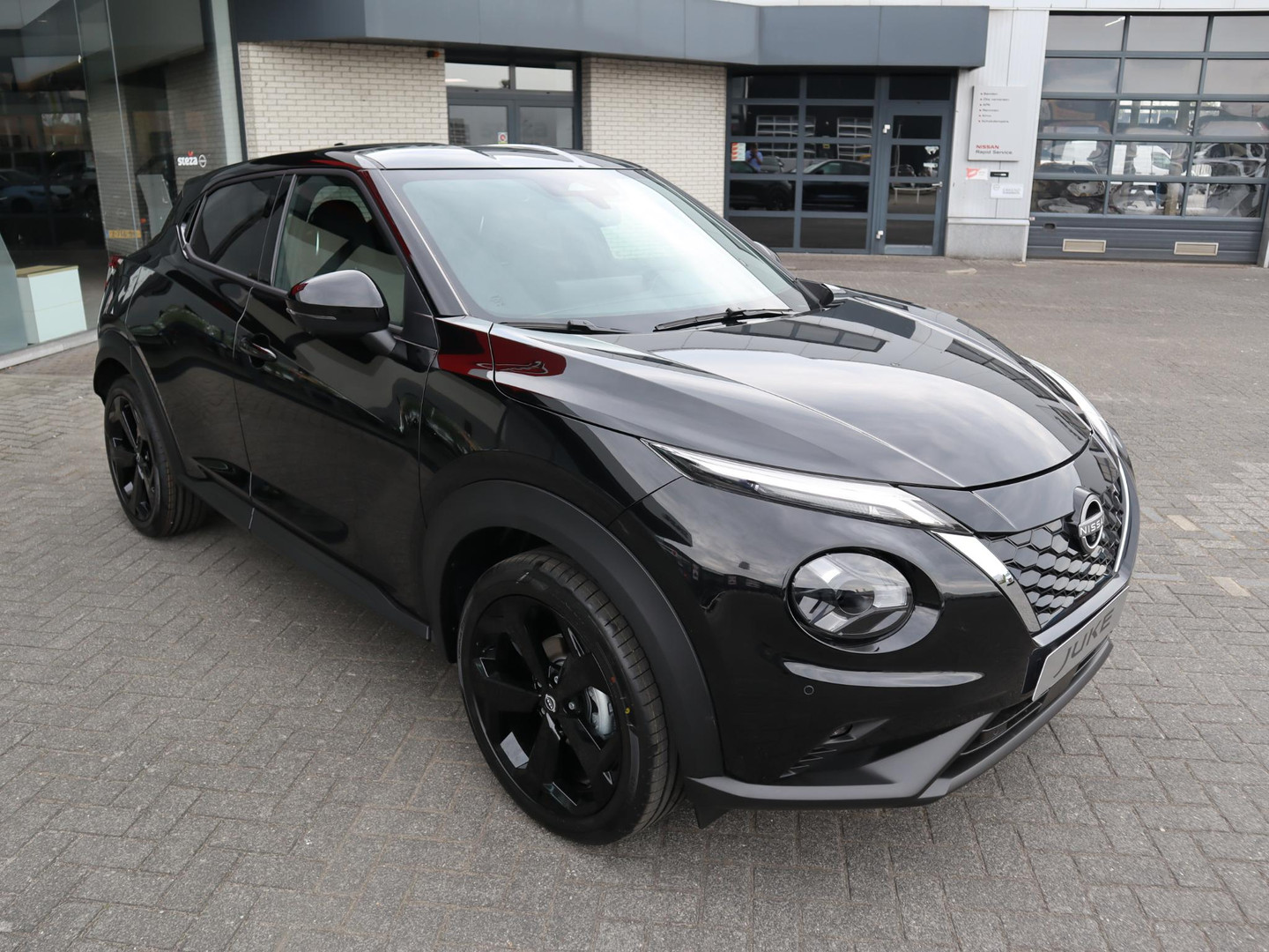 Nissan Nissan