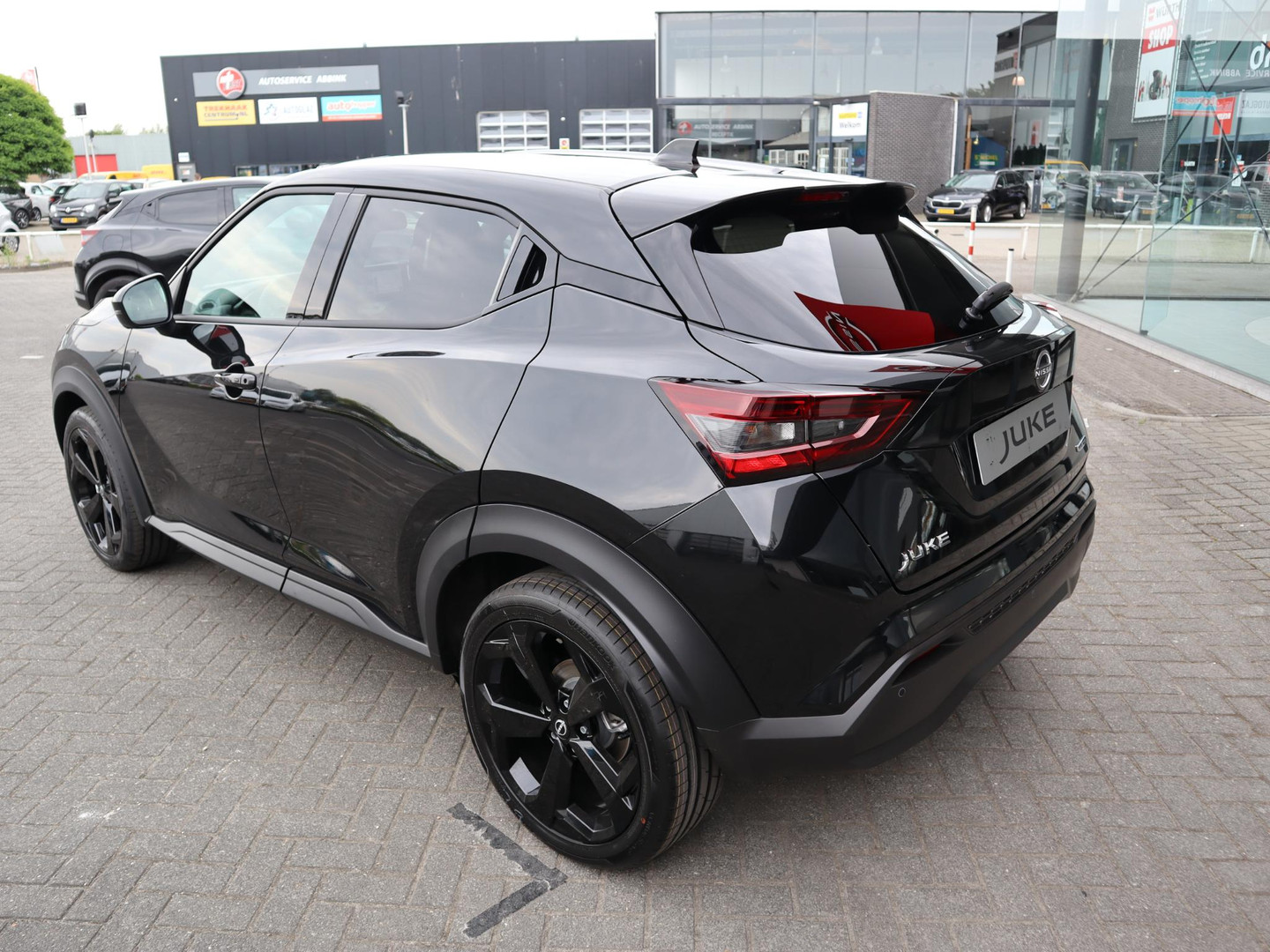 Nissan Nissan