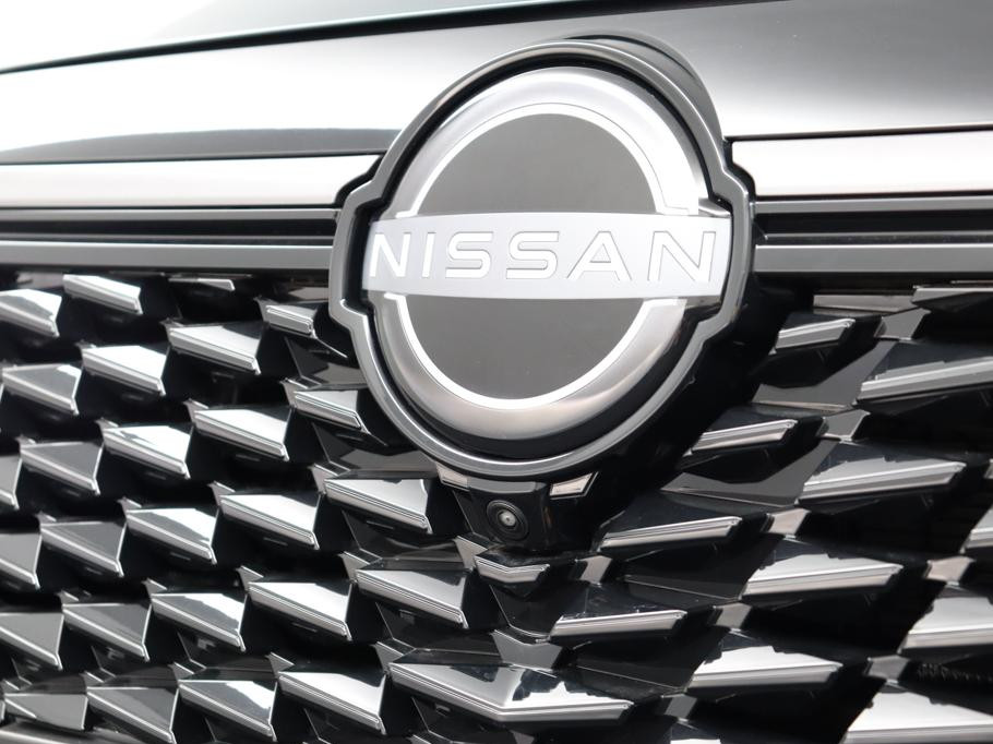 Nissan Nissan