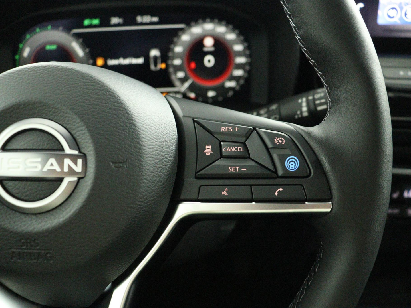 Nissan Nissan