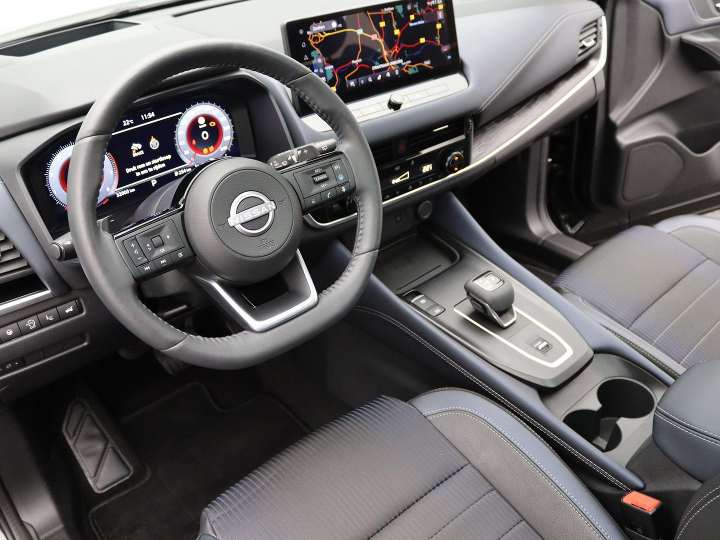 Nissan Nissan