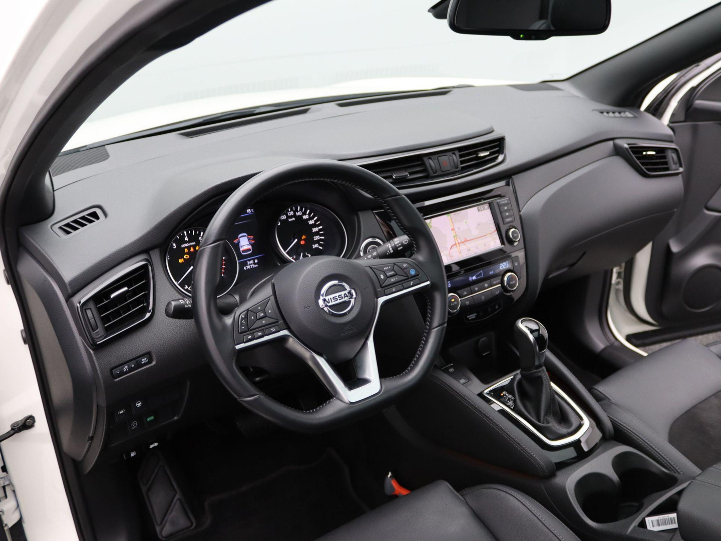 Nissan Nissan
