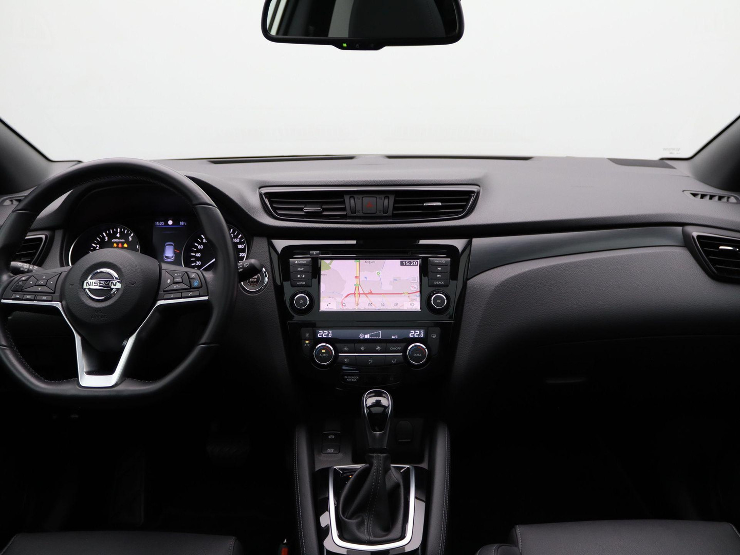 Nissan Nissan