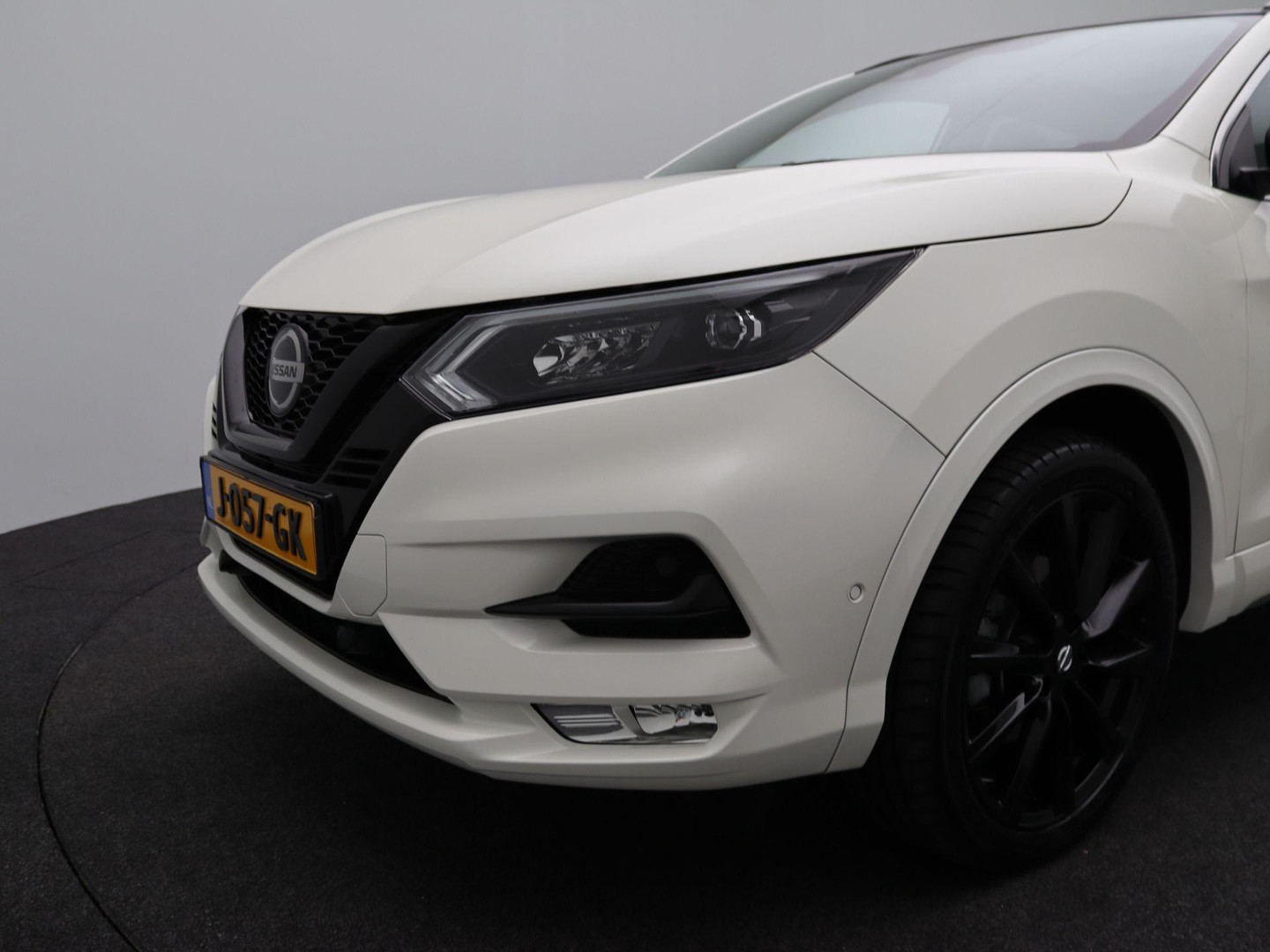 Nissan Nissan