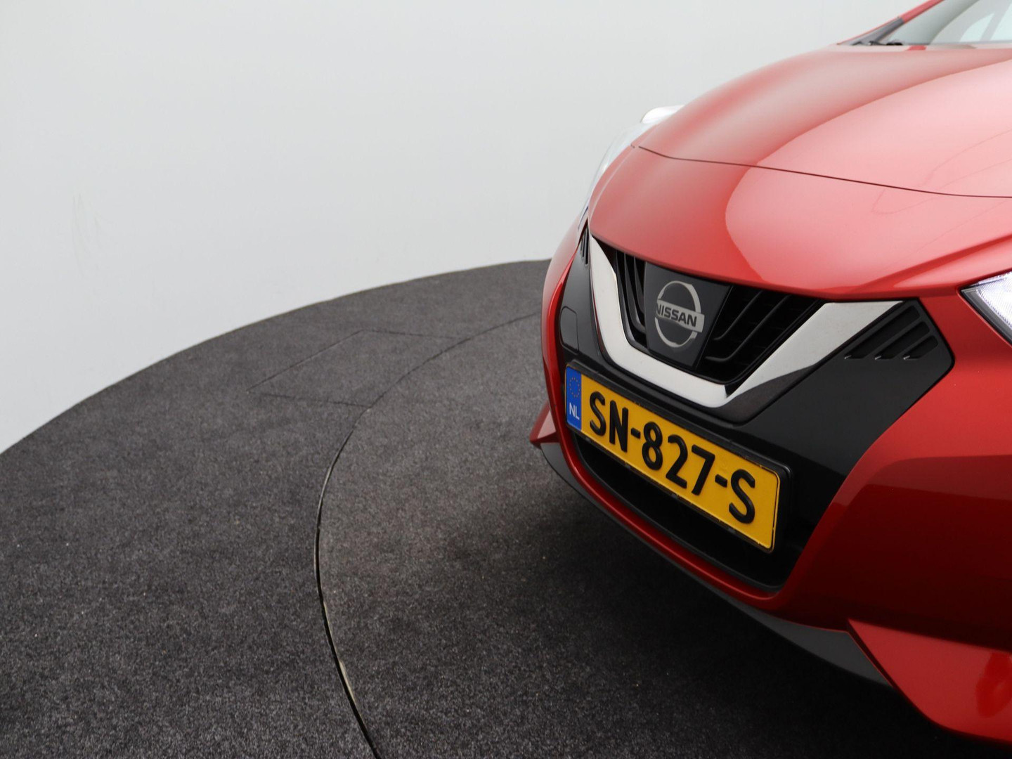 Nissan Nissan