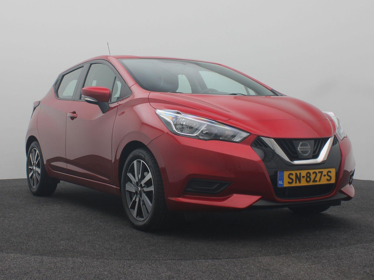 Nissan Nissan