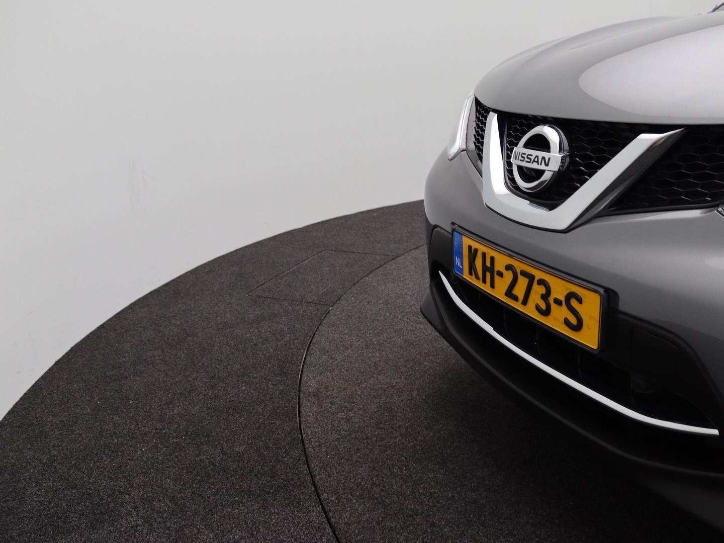 Nissan Nissan