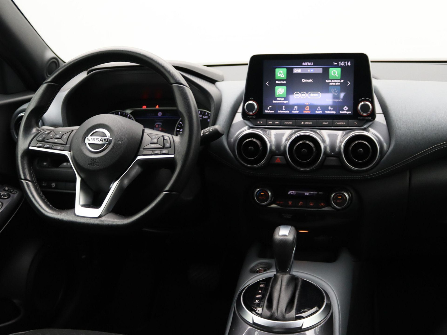 Nissan Nissan