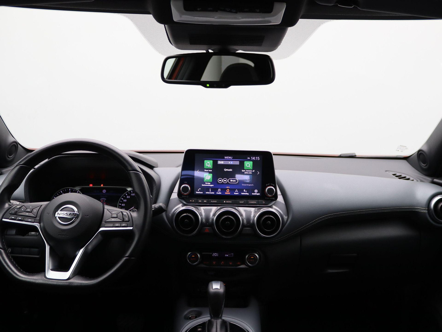 Nissan Nissan