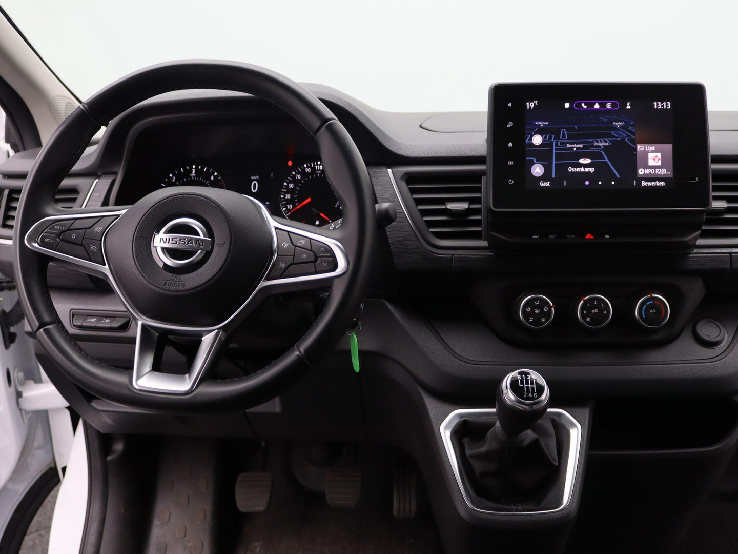Nissan Nissan