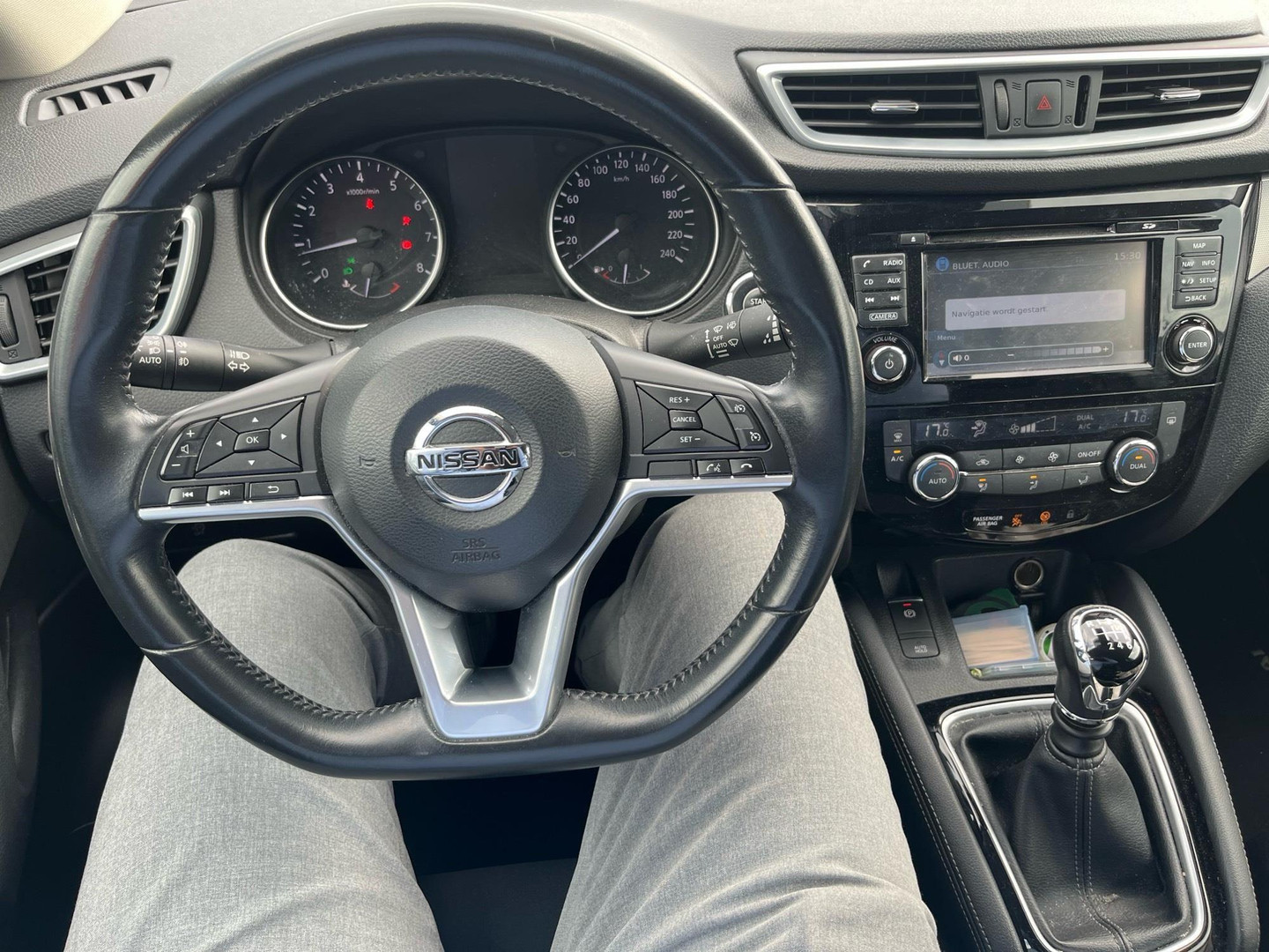 Nissan Nissan