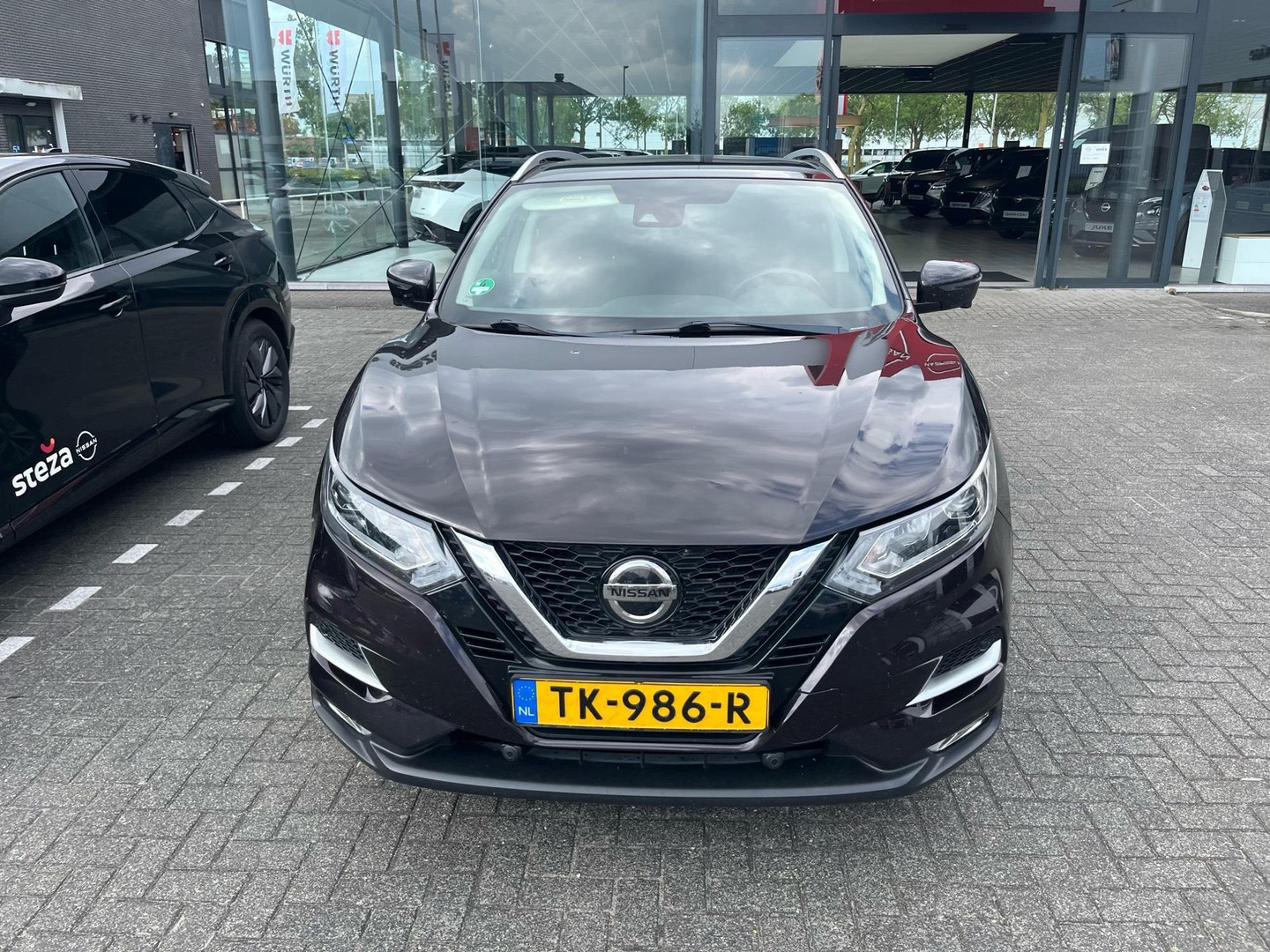 Nissan Nissan