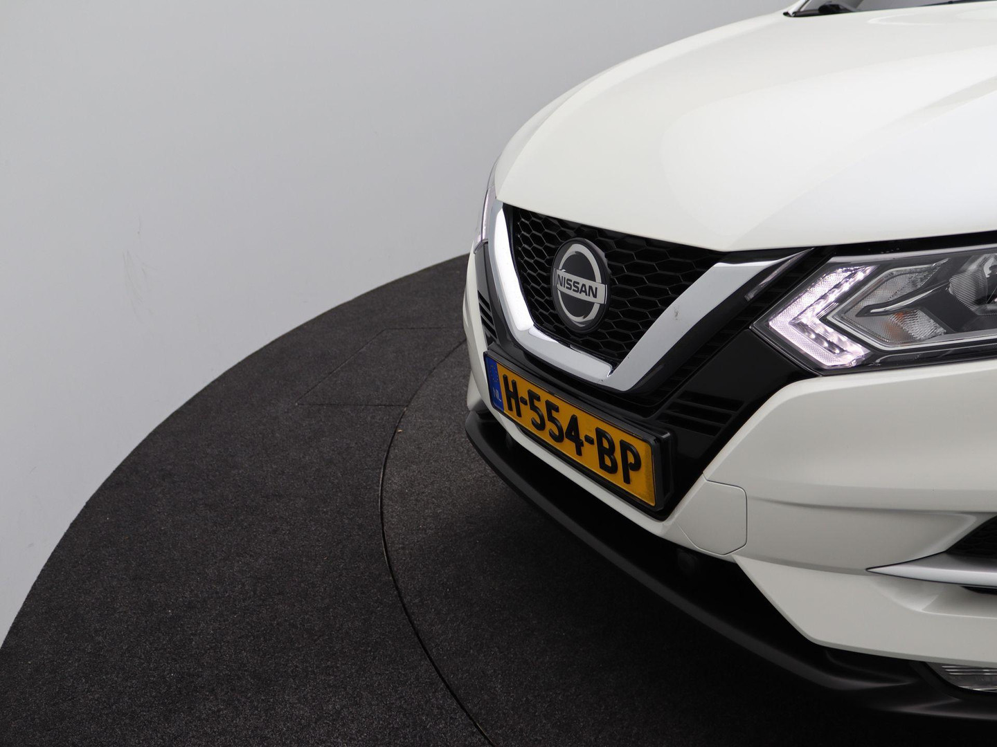 Nissan Nissan