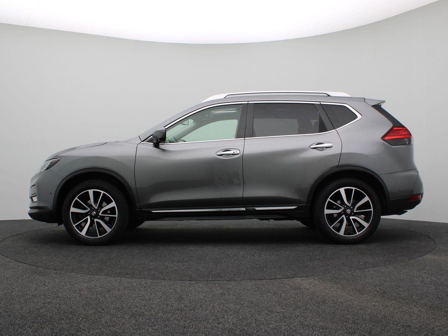Nissan Nissan