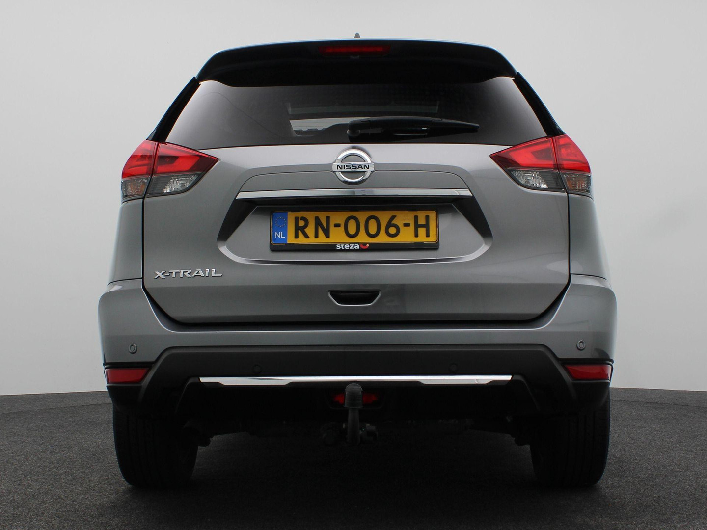 Nissan Nissan