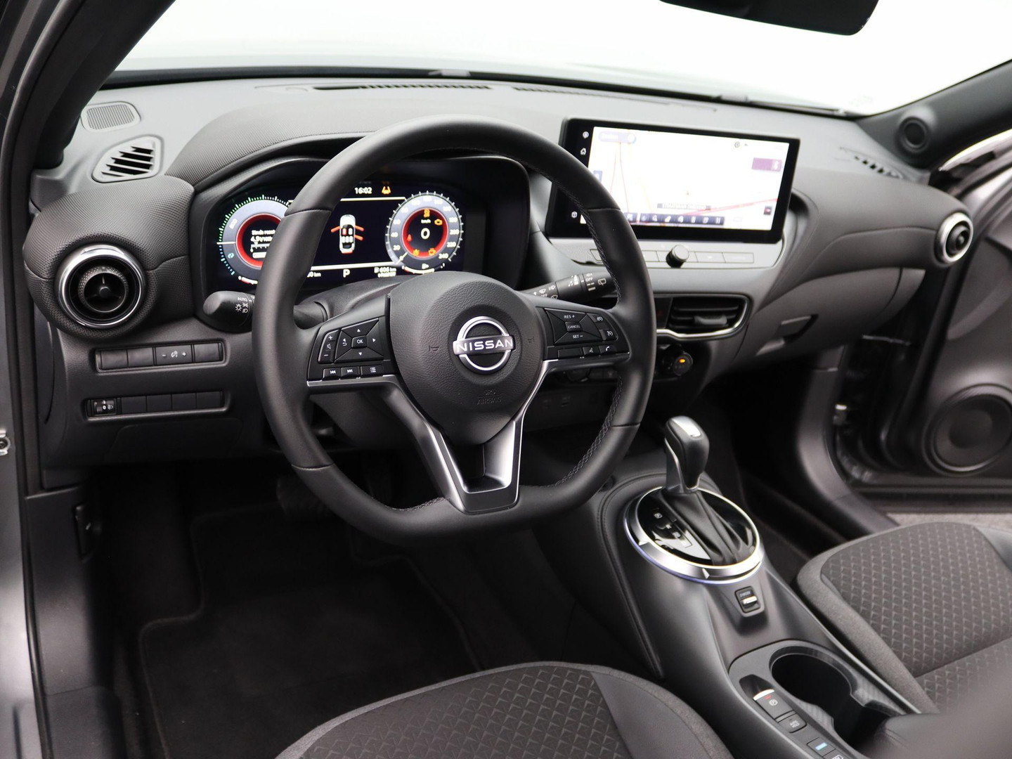 Nissan Nissan