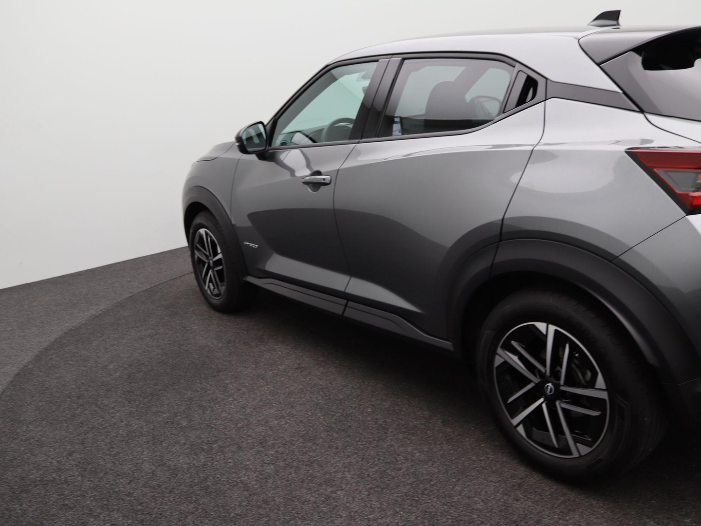 Nissan Nissan