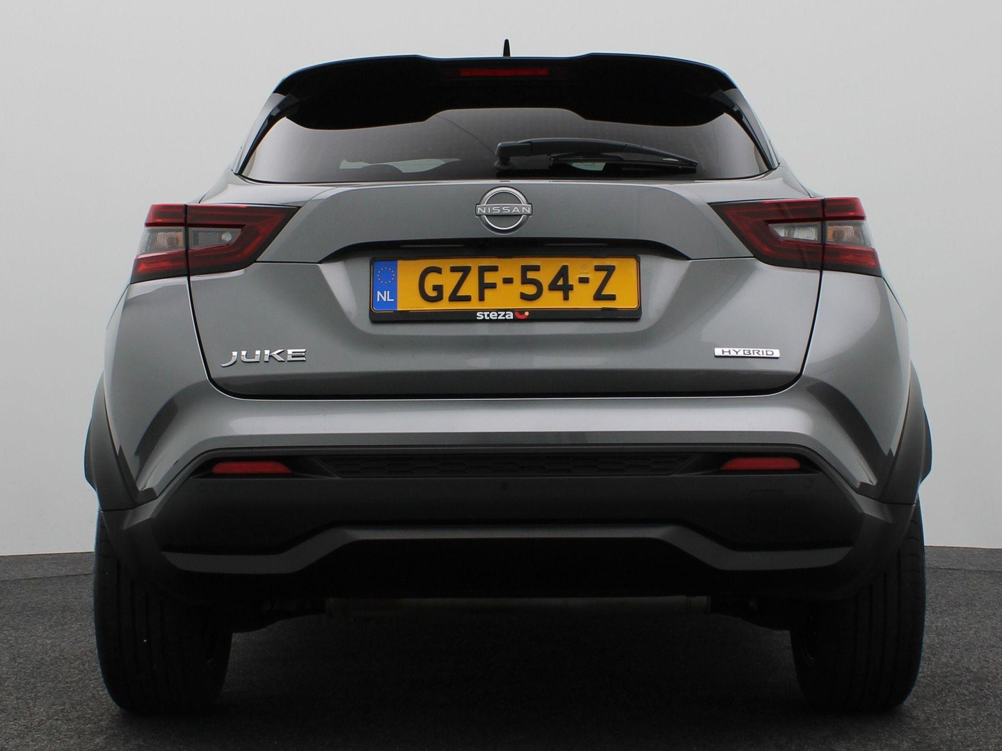 Nissan Nissan