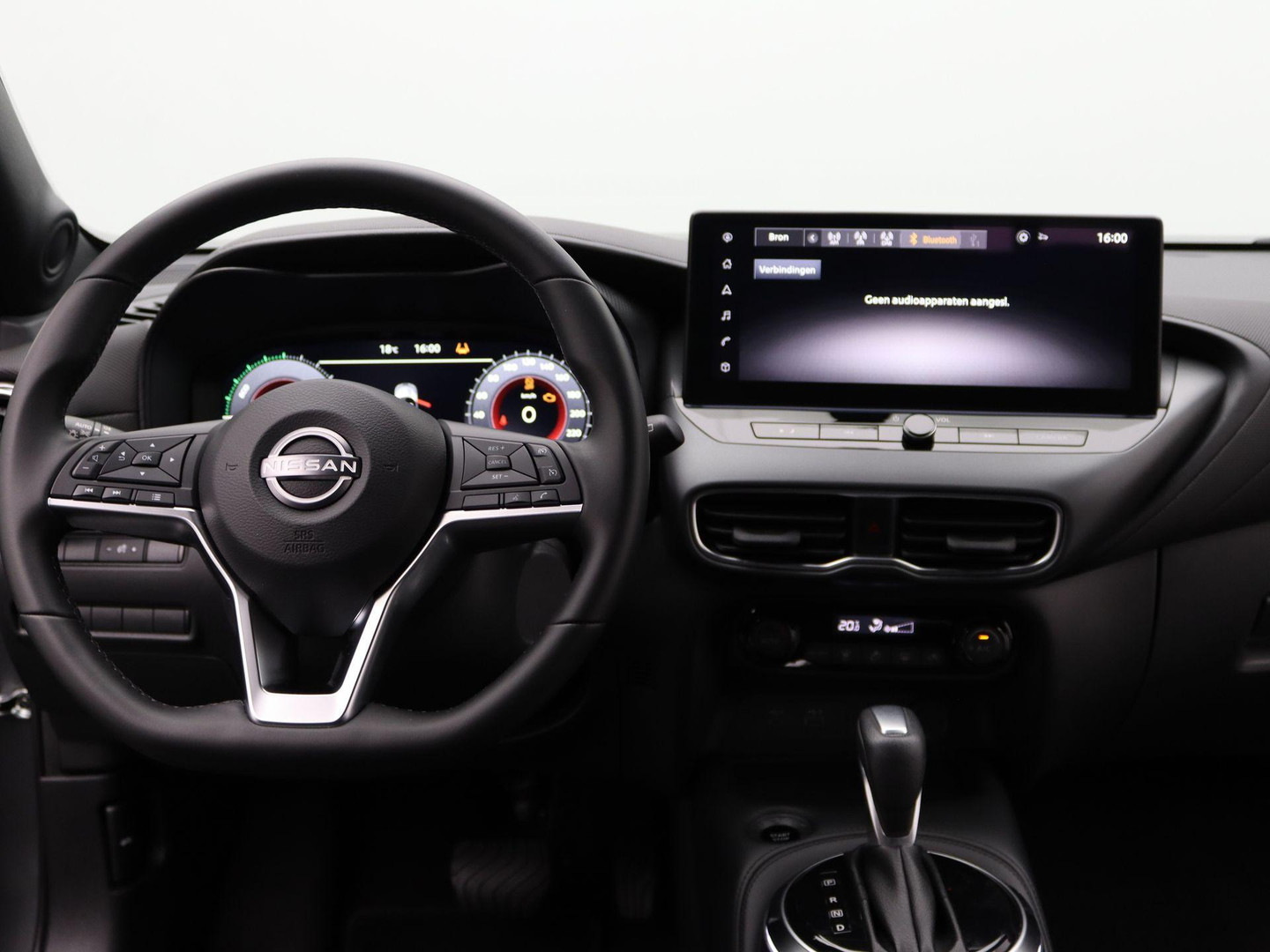 Nissan Nissan