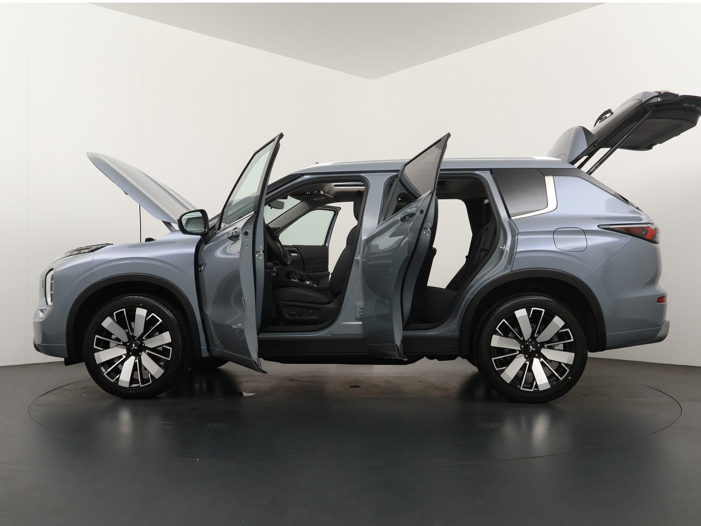 Mitsubishi Mitsubishi