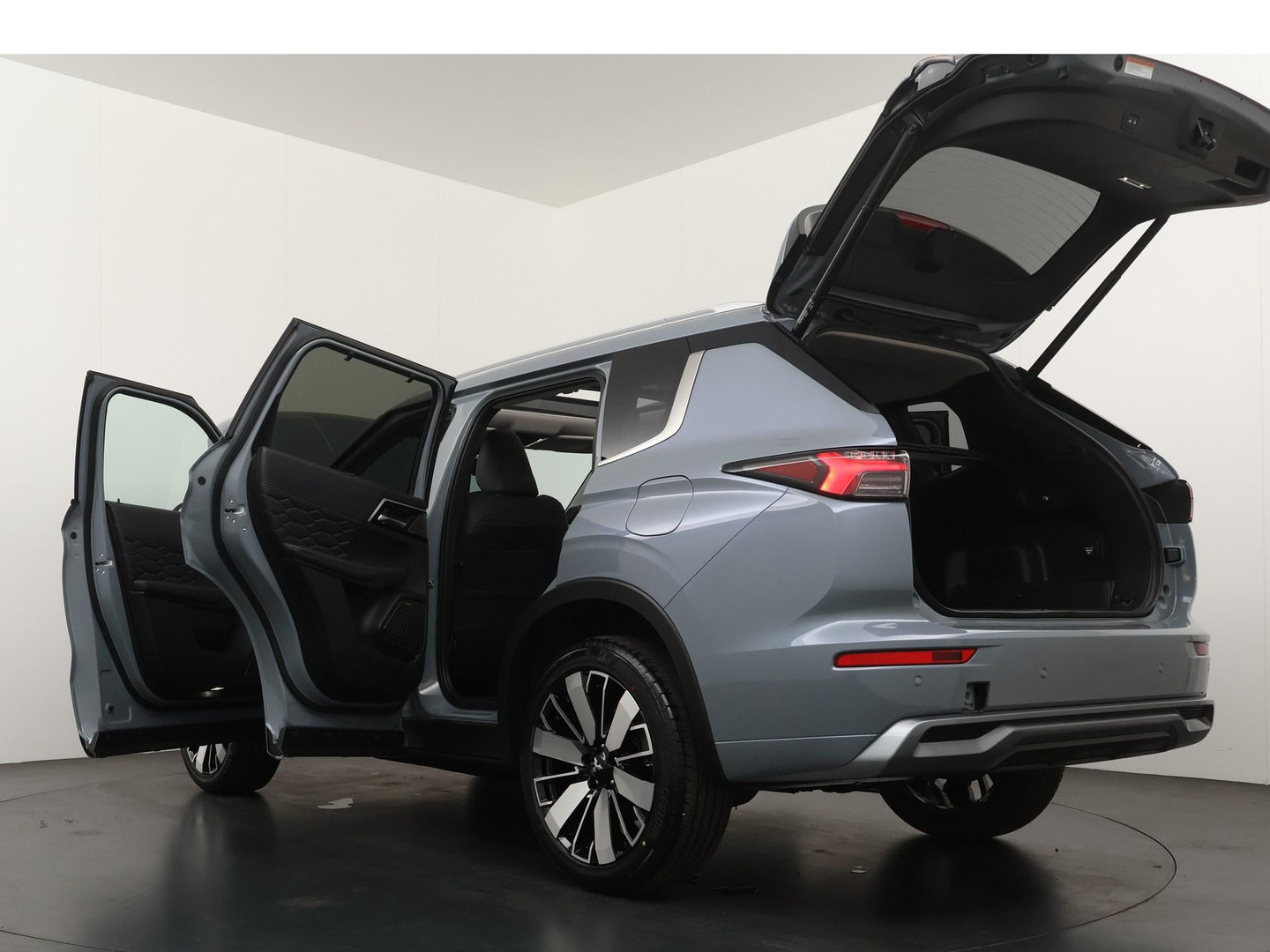 Mitsubishi Mitsubishi