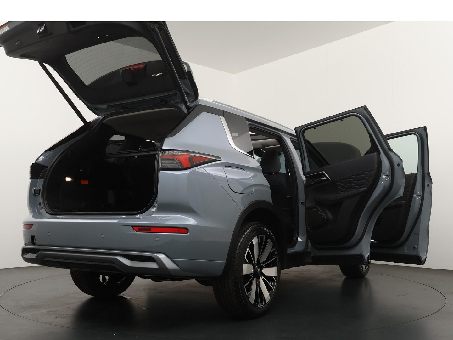 Mitsubishi Mitsubishi