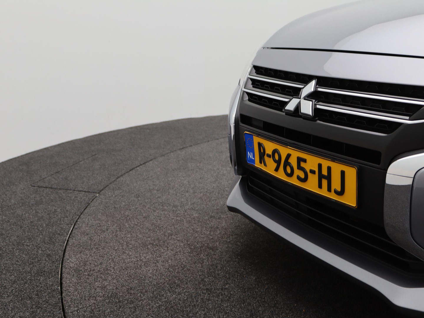 Mitsubishi Mitsubishi