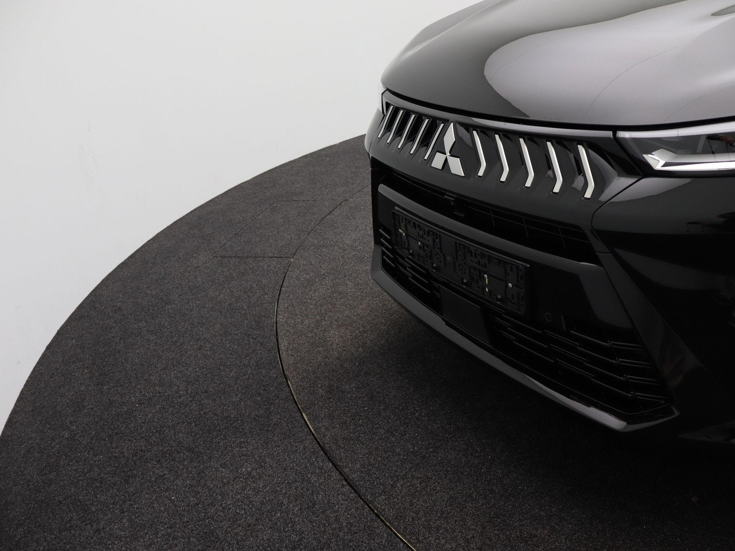 Mitsubishi Mitsubishi