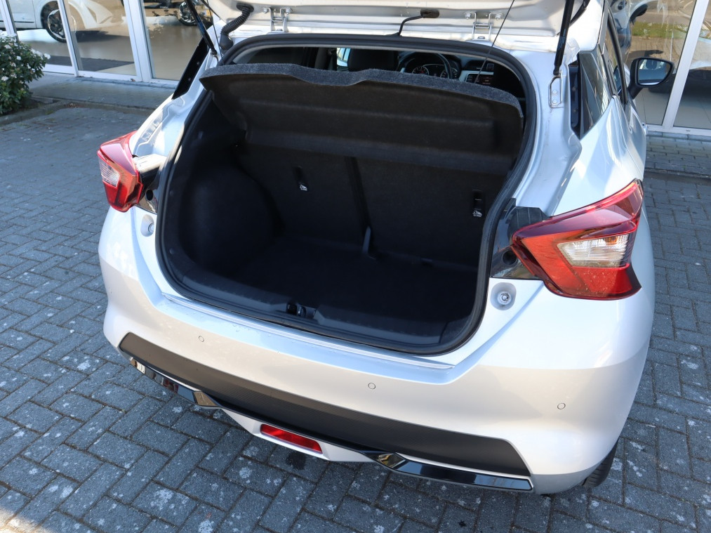 Nissan Nissan