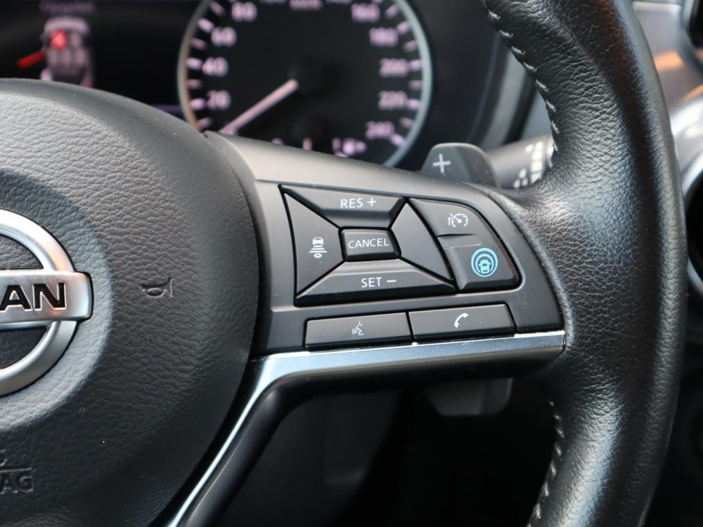Nissan Nissan
