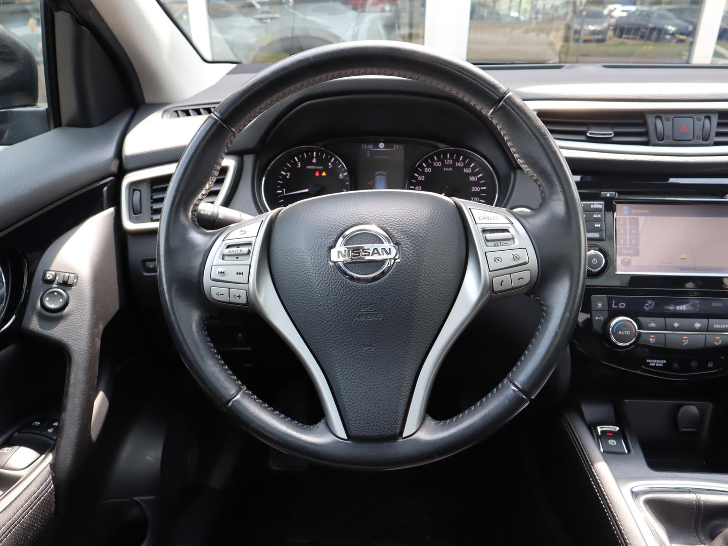 Nissan Nissan